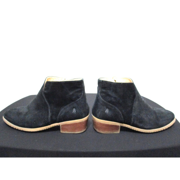 Hush Puppies Medium Moyen Black Suede Side Zip Booties Women 7.5 - Picture 7 of 11
